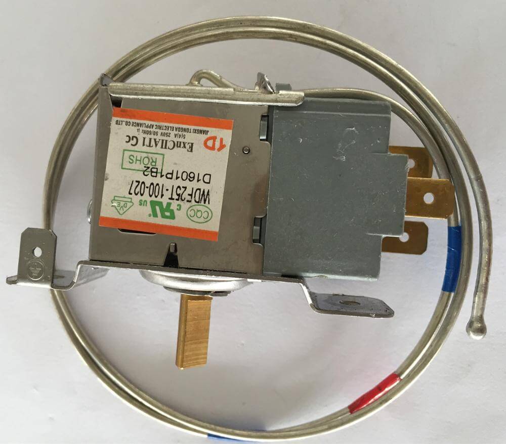 tủ mát bị đóng tuyết do hư cảm biến nhiệt